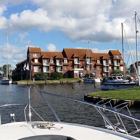 Ferienwohnung Abendrot Und Hafeneinfahrt Ueckermünde Exterior foto