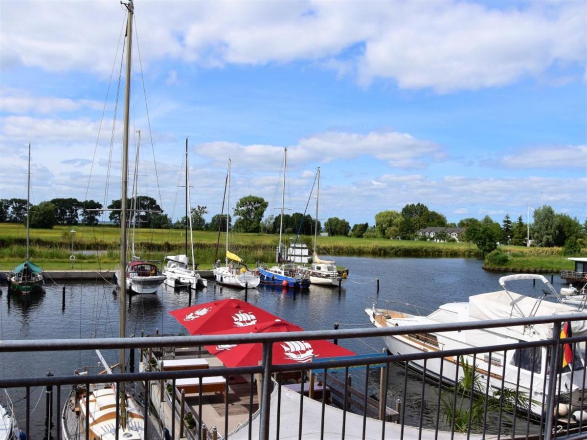 Ferienwohnung Abendrot Und Hafeneinfahrt Ueckermünde Exterior foto